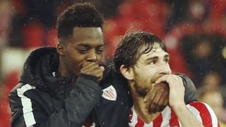 La plantilla del Athletic se vuelca con Yeray