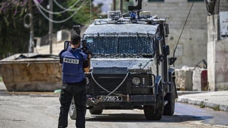 Cisjordanie : la journaliste française Amira Souilem et ses collègues palestiniens ciblés par un tir israélien
