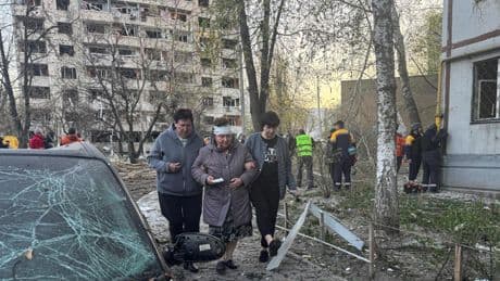 Un ataque ruso causa dos muertos y decenas de heridos en las ciudades fronterizas de Járkiv y Sumi