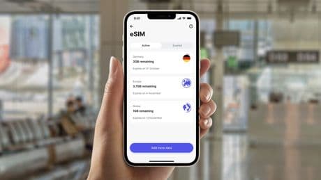 Revolut debutta con le sue eSIM in Italia: addio sorprese di roaming per chi viaggia