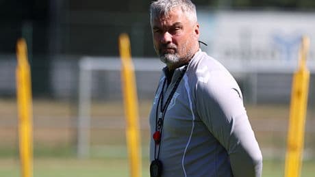 Samsunspor Teknik Direktörü Reis: Avrupa'da güzel futbol sergilemek istiyorum