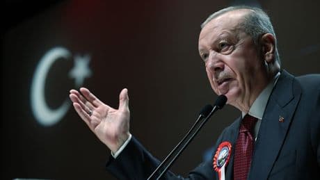 AKP Genel Merkezi'nin görmek istemediği anket!