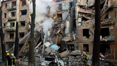 Russian Attack on Kyiv Kills at Least 6, Ukraine Says
