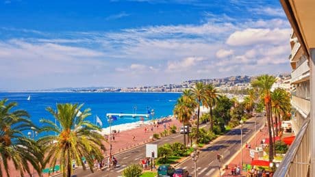 Promenade des Anglais : une garde à vue pour excès de vitesse est-elle vraiment légale ?