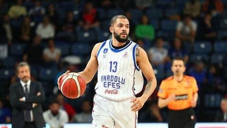 Anadolu Efes'ten Büyükçekmece'ye 10 sayı fark!