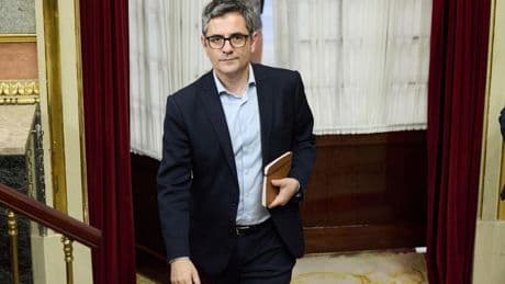 Los periodistas que tengan acceso a un "alto secreto" podrán ser sancionados con hasta 2,5 millones aunque no lo difundan