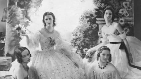 Radicales, apasionadas, indomables: así eran las auténticas hermanas Midford