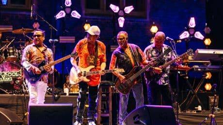 Del Sons del Món en Roses al Idílic en Platja d'Aro, festivales de música con olor a mar
