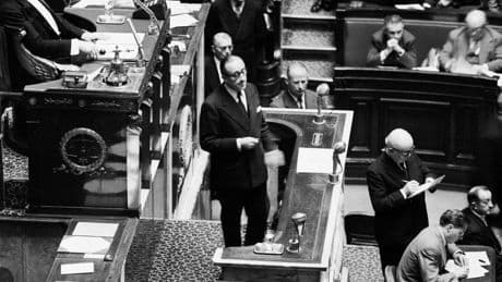 La dissolution surprise d’Edgar Faure