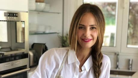 Salena Sainz, farmacéutica: “Nutrientes como los frutos rojos, las almendras, la zanahoria, las espinacas o el aguacate te ayudarán a potenciar y prolongar el bronceado”