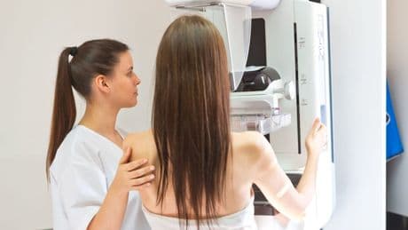 Brustkrebs: Mammografie-Screening verringert Sterblichkeit deutlich