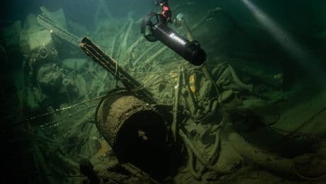 Von deutschem U-Boot versenkt - Taucher finden Wrack der HMS Nottingham