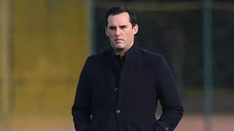 Ex-Arsenal chief set for new role with Premier League rivals after shock exit