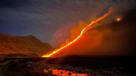 ‘Extreme risk’ of wildfires across Scotland as crews tackle 10-acre blaze