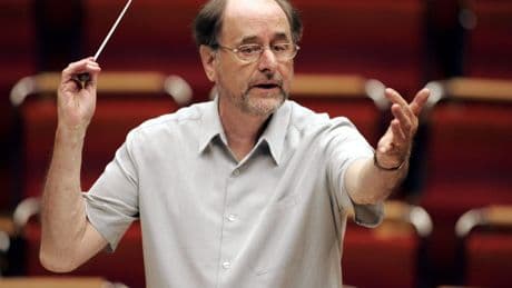 Van dirigent Roger Norrington mocht je klappen tussen delen door. Sterker nog: hij moedigde dat aan