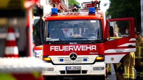 Bremerhaven: Fettexplosion in Küche: Türe aus Wänden gerissen