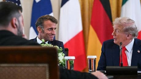 Oeps: Donald Trump blundert vlak voor meeting