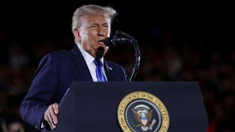 Trump: tagli al welfare e più spesa militare. L’ironia del tycoon sui magnati del tech