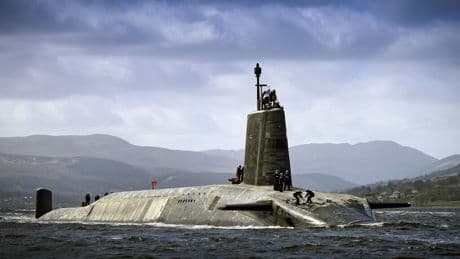 Lo que no consiguió el Brexit lo ha logrado Rusia y EEUU: Reino Unido y Francia sellan un acuerdo “nuclear” histórico