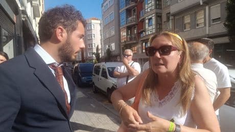 La desesperación de Pilar: suspenden el desahucio de su okupa después de 5 años porque el cerrajero llega tarde