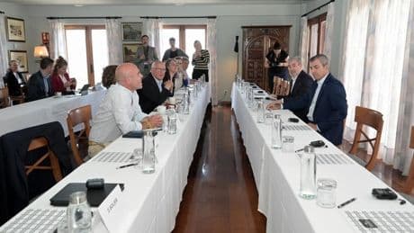 Clavijo pide a Bruselas «una estrategia europea» para la atención de los menores no acompañados