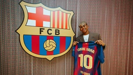 Lamine Yamal Barcelona'dan hem 10 numarayı hem de yeni sözleşmeyi kaptı