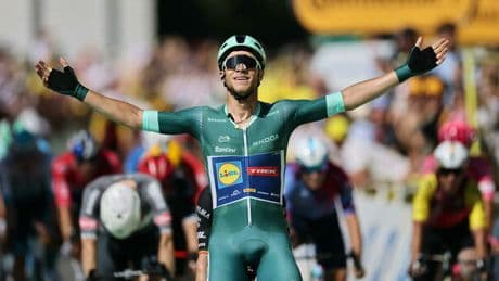 Tour de France 2025: Johathan Milan vince l'ottava tappa, Pogacar resta in maglia gialla