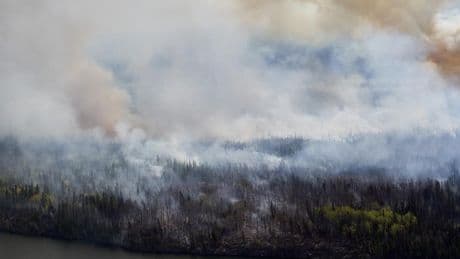 ‘It’s very dangerous’: Chief of Manitoba First Nation says some residents await evacuation
