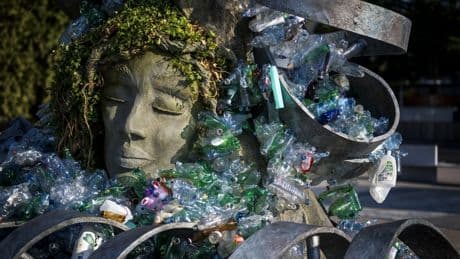 Microplastics are everywhere — including in the air around plastic treaty negotiations