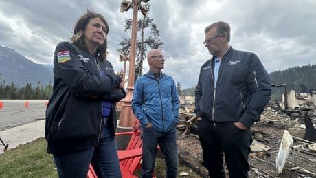 Alberta government created command challenges fighting Jasper wildfire: Report