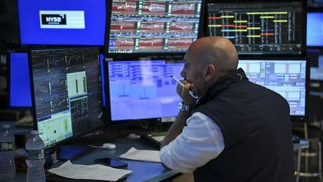 Wall Street ouvre en légère baisse, dans l'attente des résultats de Nvidia
