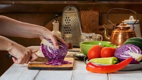 Professor says 79p supermarket food slashes cholesterol