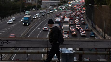 Hallada una fuerte conexión entre contaminación atmosférica y cáncer de pulmón en no fumadores