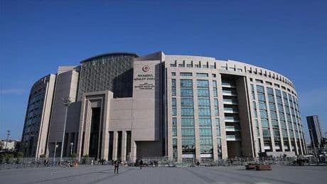 Son dakika... İBB'ye yönelik yolsuzluk soruşturması... Dilek İmamoğlu'nun ağabeyi Cevat Kaya tutuklandı! Murat Ongun'un eşine ev hapsi verildi