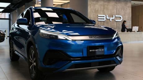 BYD rallenta (anche in Borsa), e l’obiettivo 2025 è a rischio