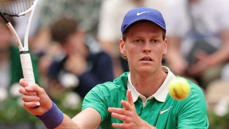 Sinner, a che ora gioca oggi contro Rublev e dove vedere la partita in tv e streaming. In palio i quarti del Roland Garros