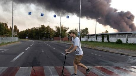 Russland verstärkt Drohnenangriffe auf Kiew – Hohe Fahnenflucht in ukrainischer Armee