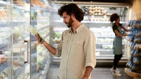 Los alimentos que debes consumir para reducir el riesgo de acúfenos