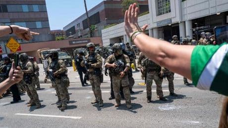 Tensions à Los Angeles : comment Donald Trump utilise l’armée à son profit politique