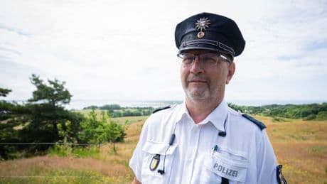 Er ist Insel-Sheriff für 1000 Bewohner - So arbeitet der einzige Polizist von Hiddensee