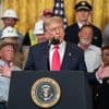 Trump: ‘Extra importheffing van 25 procent voor Japan en Zuid-Korea’ • Aandeel Tesla keldert nadat Elon Musk eigen partij wil starten
