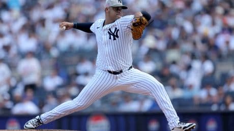 Fernando Cruz throws bullpen session in expected final step before Yankees return