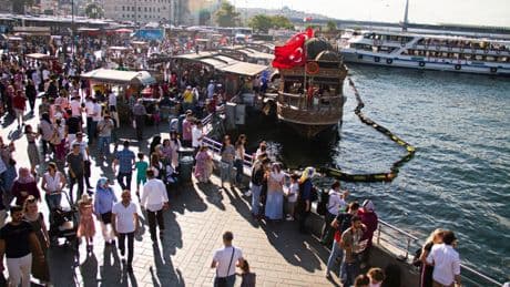 Sıcak havalar sinirli yapıyor, nefes alamıyoruz!
