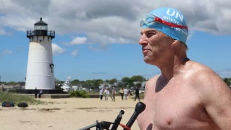 'Jaws' ocean swimmer Lewis Pugh backs Monica Lennon's ecocide law for Scotland