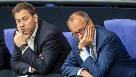 Neues Problem für Schwarz-Rot - Krankenkassen droht 12-Milliarden-Loch!