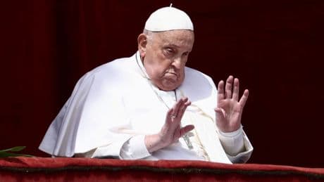Pope delivers Easter blessing in first significant public appearance since illness