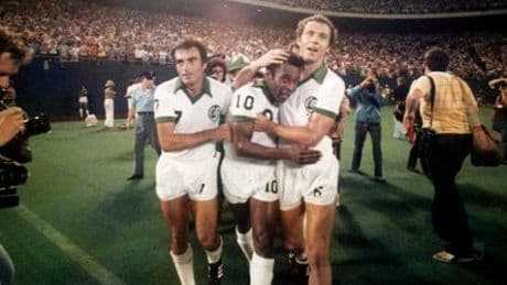 Pelé, Franz Beckenbauer, New York Cosmos, Lionel Messi: Der amerikanische Fußball-Traum
