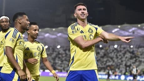 Laporte vuelve a Arabia con el Al-Nassr a la espera de cerrar su salida y volver al Athletic
