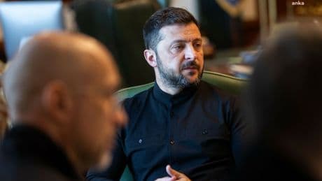 Zelenskiy duyurdu: Rusya-Ukrayna müzakerelerinin üçüncü turu Çarşamba günü Türkiye'de yapılacak