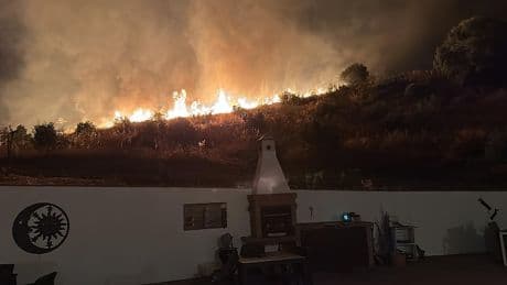 Nederlandse vrouw ontvlucht huis in Spanje: vlammen tot op 60 meter